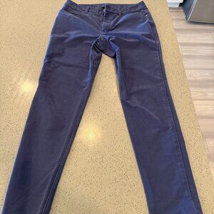 Lululemon ABC Slim-Fit Pant. Utilitech. Navy Blue. Size 33 waist. 34 length.